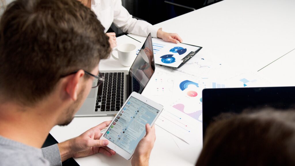 Salesforce Alternatives: 7 CRM Platforms to Consider for Your Business