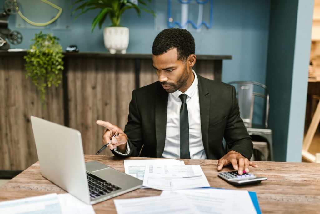 FreshBooks vs QuickBooks: Which Accounting Software Is Right for Your Business?