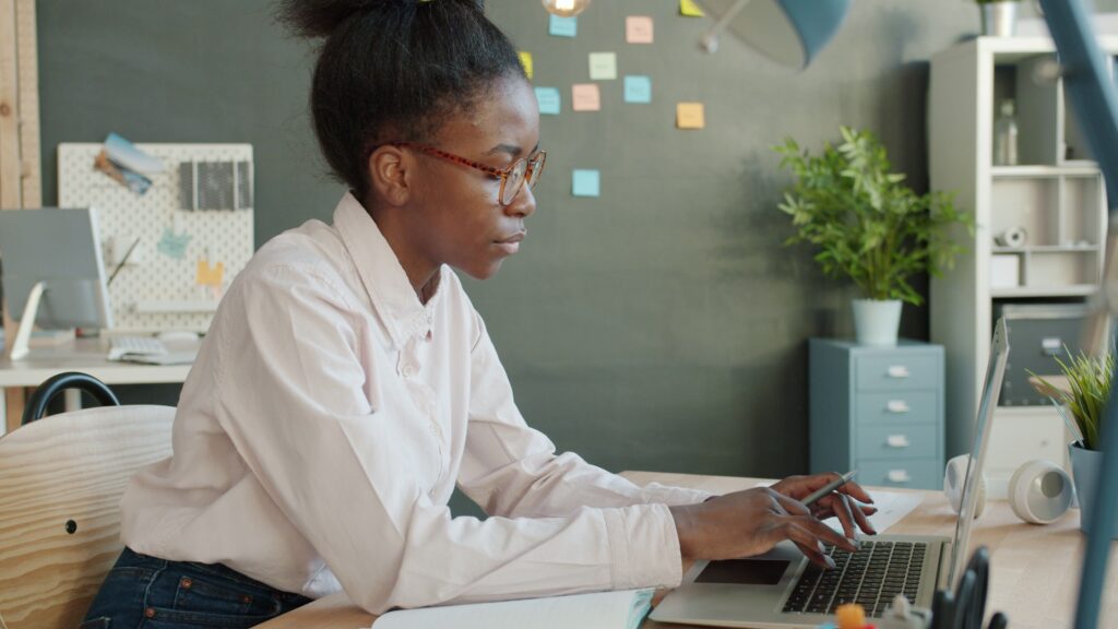 ChatGPT Alternatives: 7 AI Tools for Work, Research & Coding