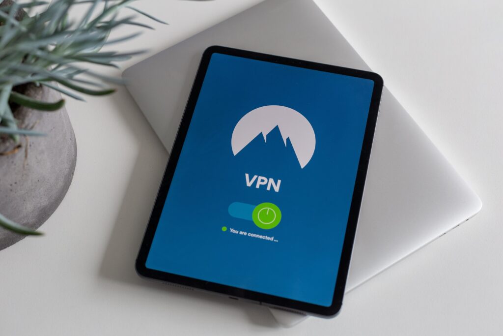 How to Choose a VPN: A Complete Guide for Beginners
